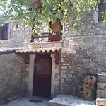 Apartment Traditional *
