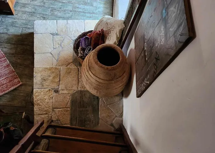 Apartment Traditional