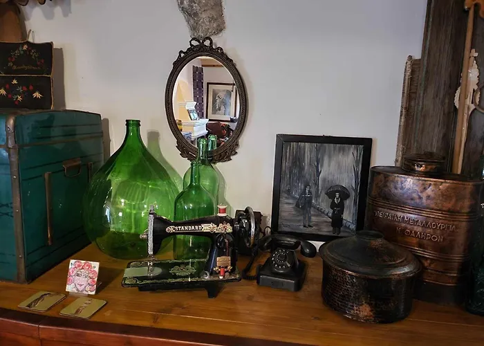 Traditional * Alexandros