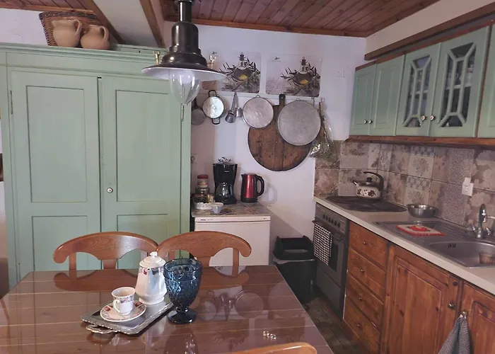 Traditional Apartment *