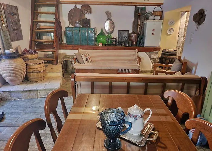 Apartment Traditional Alexandros